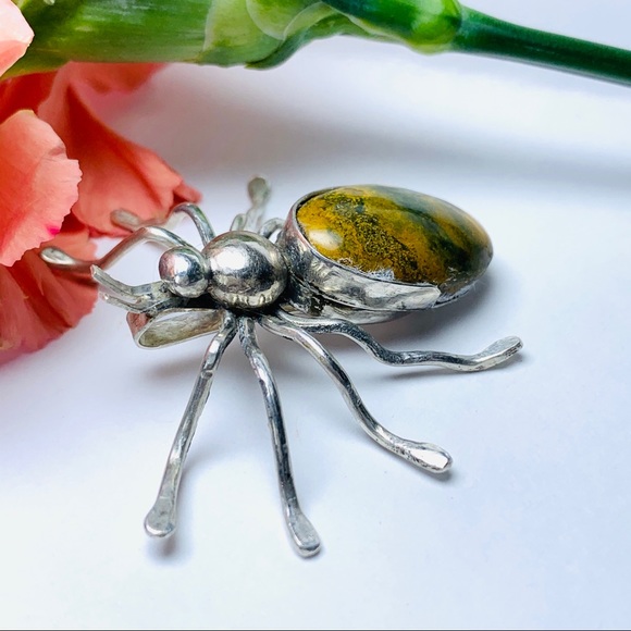 Sterling Silver Hand Forged Spider pendant + chain - Picture 2 of 10